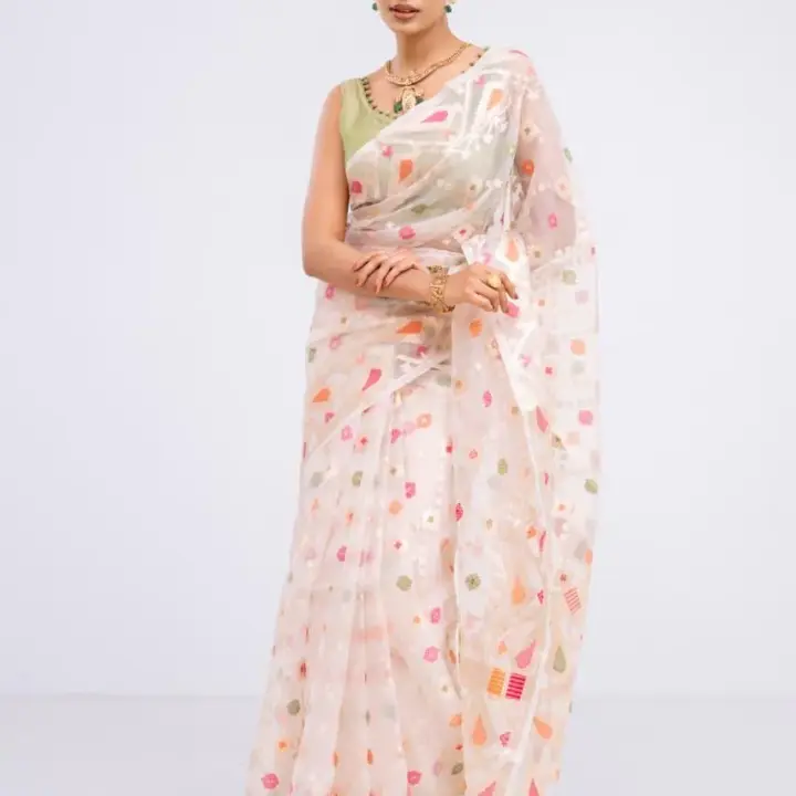 Oitri Saree